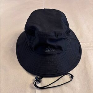 Adidas Aeroready Bucket Hat NWOT